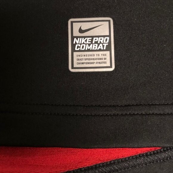 Nike Men's Large Pro Combat Hyperwarm Dri-Fit Max 1/4 Zip Like New Condition - Picture 4 of 4